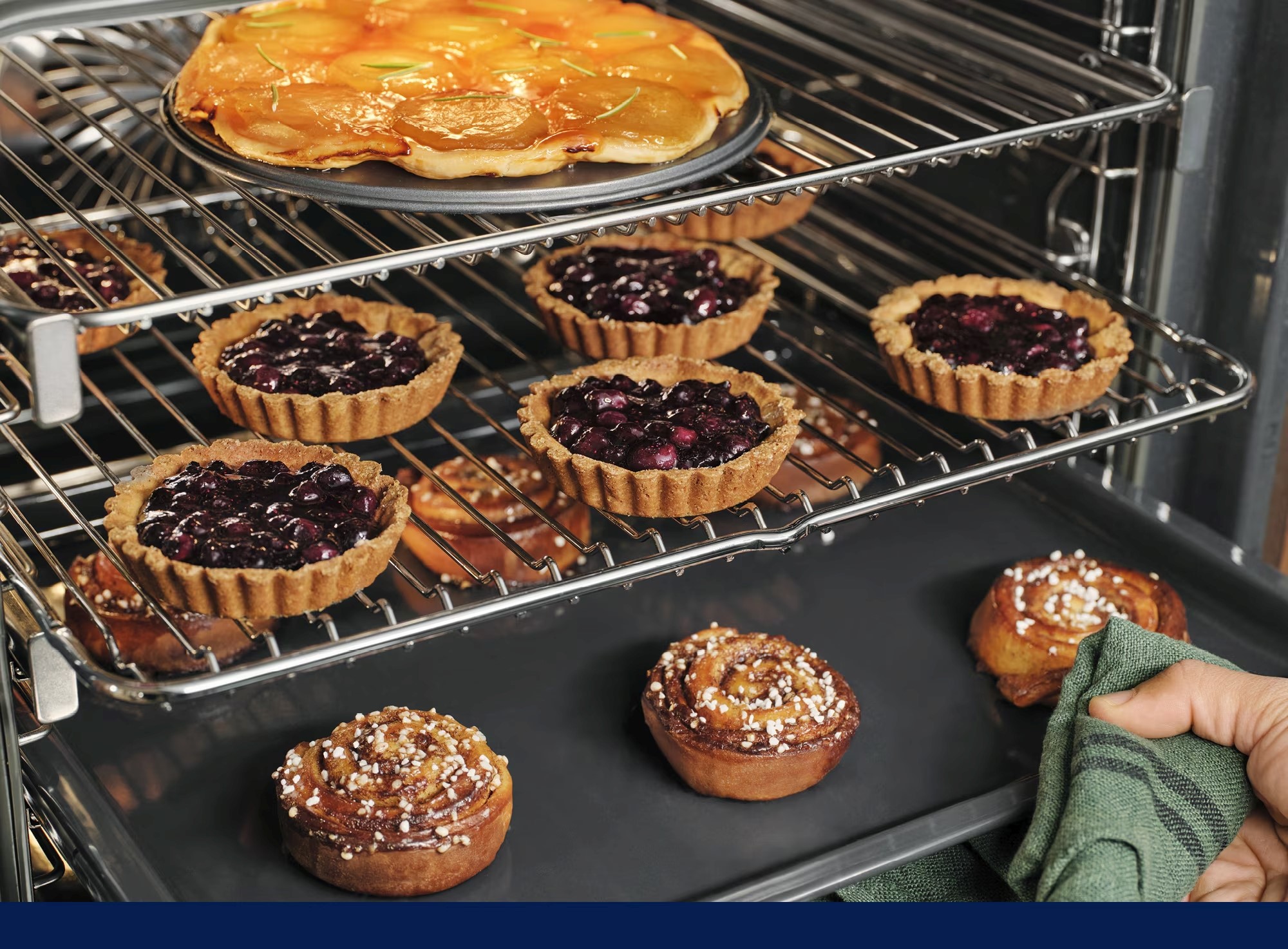 Духовой шкаф Electrolux LOF6P16Z SurroundCook 500 черный Духовой шкаф Electrolux LOF6P16Z SurroundCook 500 черный фото