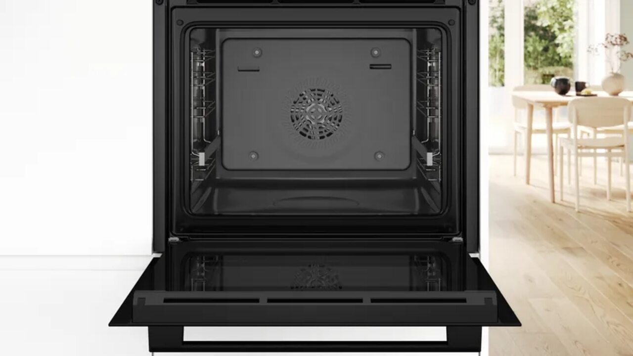 Духовой шкаф Bosch HBA 534EB3 Serie 4 черный фото