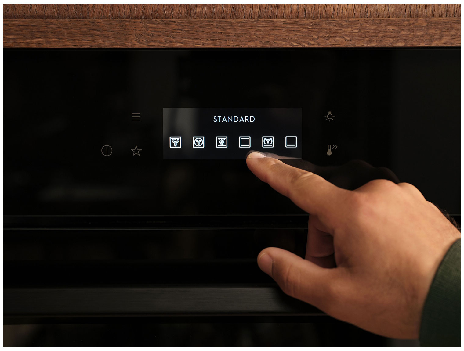 Духовой шкаф Electrolux LOE 8F38X MealAssist 700 нерж. сталь фото