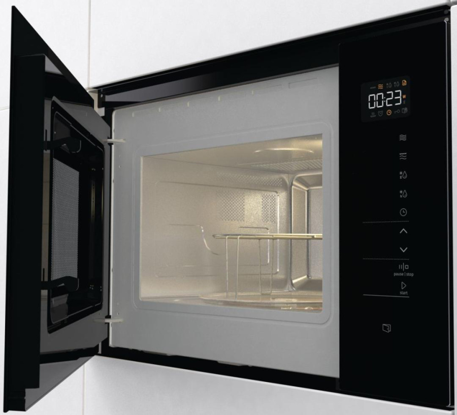 Микроволновая печь Gorenje BMI251SG3BG встр. черный фото
