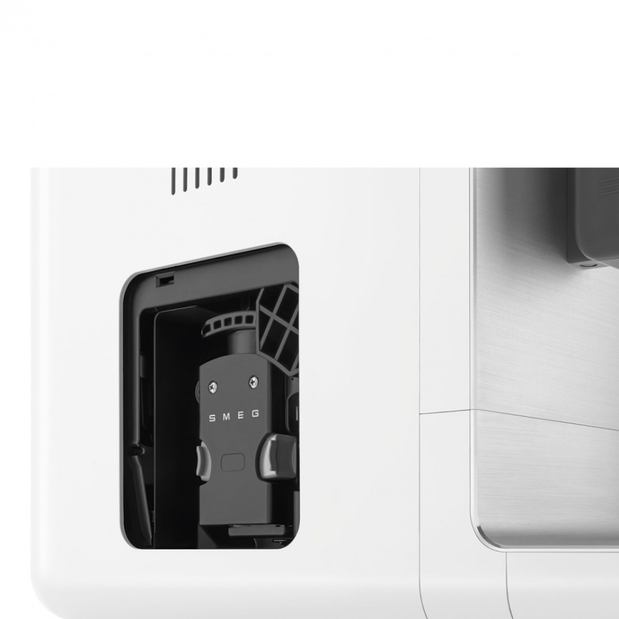 Кофемашина Smeg BCC13WHMEU белый Кофемашина Smeg BCC13WHMEU белый фото