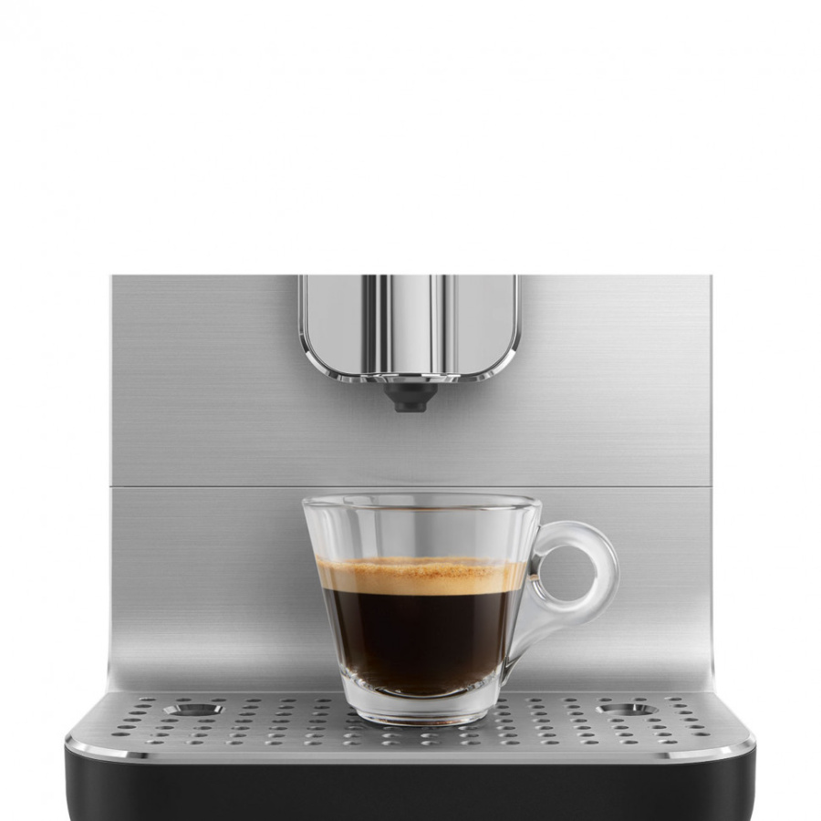 Кофемашина Smeg BCC13BLMEU черный Кофемашина Smeg BCC13BLMEU черный фото